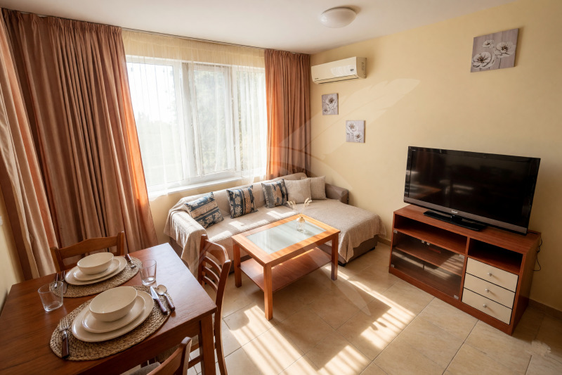 Продава 3-СТАЕН, област Бургас, с. Равда • 125000 € / 244478.75 лв. • 11113325 1 — Holmes.bg Продава 3-СТАЕН, област Бургас, с. Равда • 125000 € / 244478.75 лв. • 11113325 1