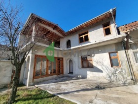 Продажба на къщи в област Шумен - изображение 13 