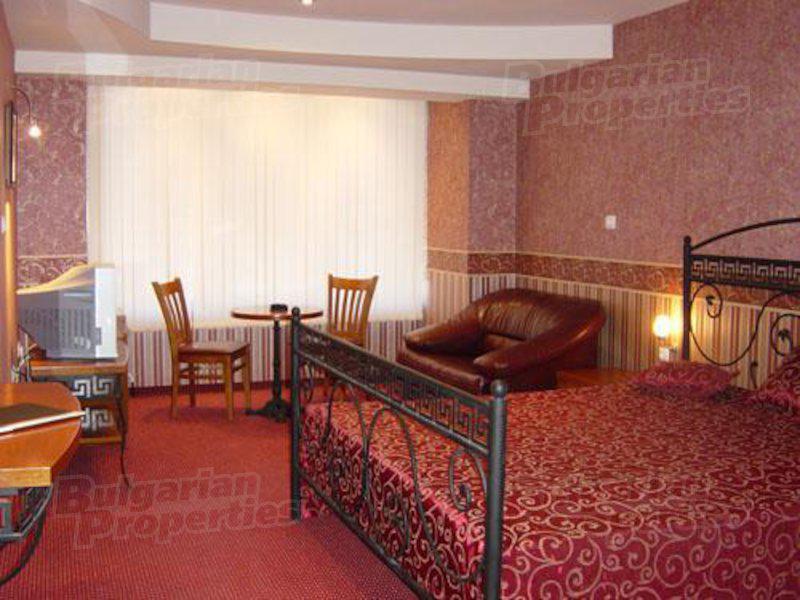 Продава  Хотел, град Пловдив, Център •  519 000 EUR • ID 68001505 — holmes.bg - [1] 