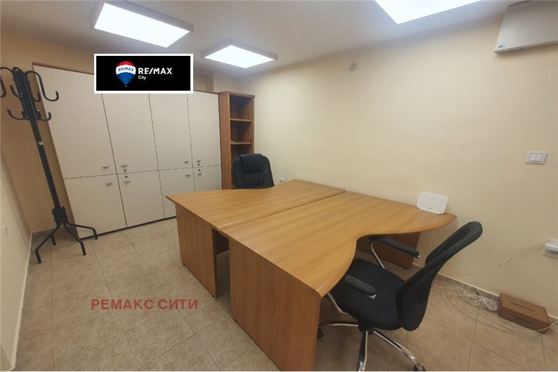 Продава ОФИС, град София, Оборище • 199999 € / 391164.04 лв. • 73716073 1 — Holmes.bg Продава ОФИС, град София, Оборище • 199999 € / 391164.04 лв. • 73716073 1