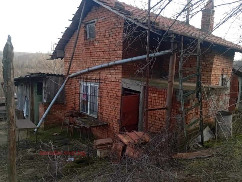Продава ВИЛА, град Русе, в.з. Липака • 16000 € • 19610784 1 — Holmes.bg Продава ВИЛА, град Русе, в.з. Липака • 16000 € • 19610784 1