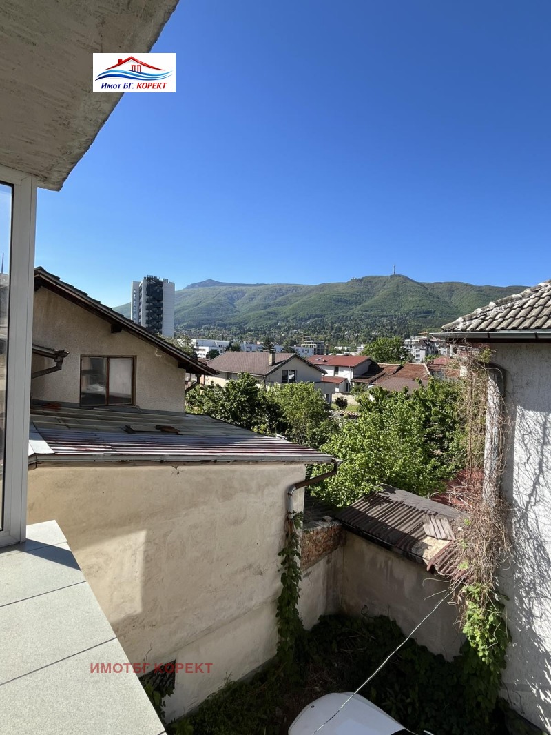 Продава 3-СТАЕН, град София, Карпузица • 220000 € / 430282.60 лв. • 67506107 1 — Holmes.bg Продава 3-СТАЕН, град София, Карпузица • 220000 € / 430282.60 лв. • 67506107 1