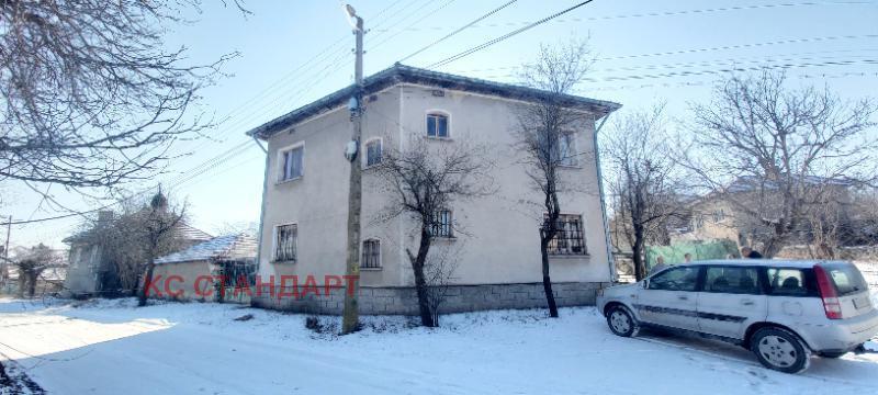 Продава  Къща област Ловеч , с. Карлуково , 140 кв.м | 88441078