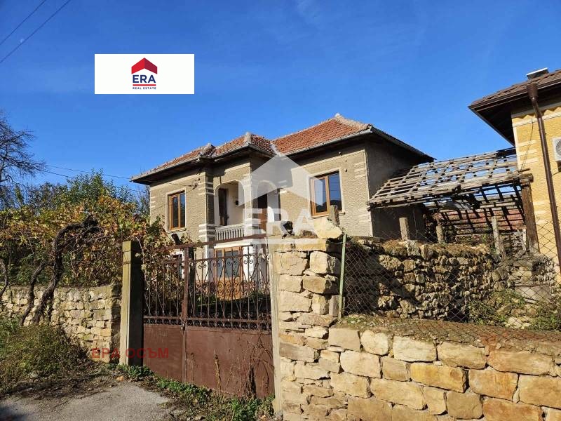 Продава КЪЩА, област Ловеч, с. Слатина • 27900 € / 54567.66 лв. • 50471315 1 — Holmes.bg Продава КЪЩА, област Ловеч, с. Слатина • 27900 € / 54567.66 лв. • 50471315 1