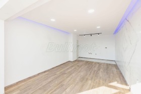 Обява Продава 3-СТАЕН,град Варна, Владислав Варненчик 1