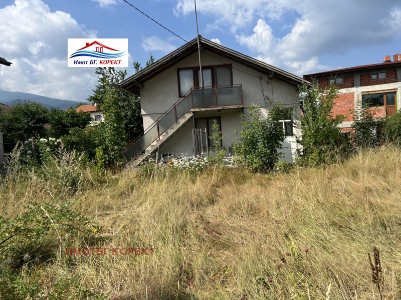 Продава КЪЩА, област София, с. Говедарци • 72000 € • 43184521 1 — Holmes.bg Продава КЪЩА, област София, с. Говедарци • 72000 € • 43184521 1