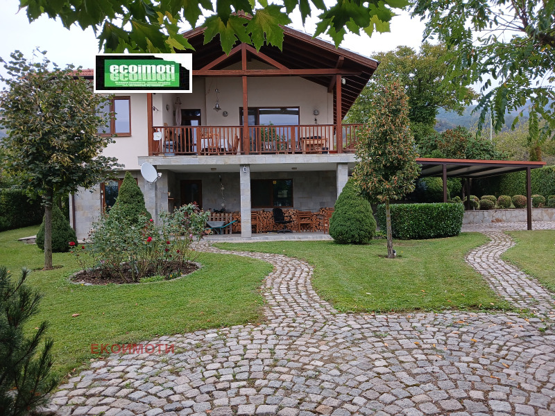 Продава КЪЩА, област София, с. Трудовец • 470000 € • 35321554 1 — Holmes.bg Продава КЪЩА, област София, с. Трудовец • 470000 € • 35321554 1