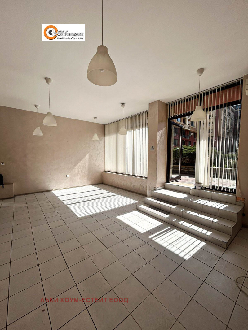 Продава МАГАЗИН, град София, Дружба 2 • 123000 € • 66446466 1 — Holmes.bg Продава МАГАЗИН, град София, Дружба 2 • 123000 € • 66446466 1