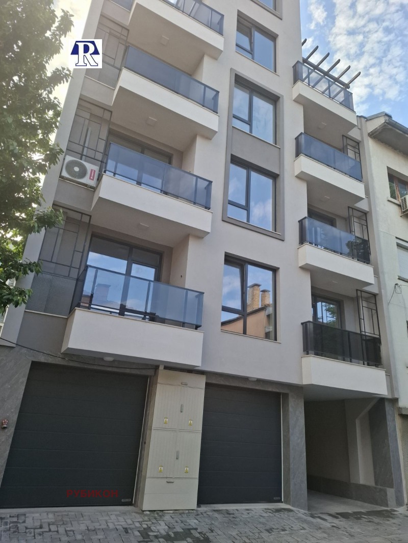 Продава 2-СТАЕН, град Плевен, Идеален център • 109000 € / 213185.47 лв. • 20183275 1 — Holmes.bg Продава 2-СТАЕН, град Плевен, Идеален център • 109000 € / 213185.47 лв. • 20183275 1