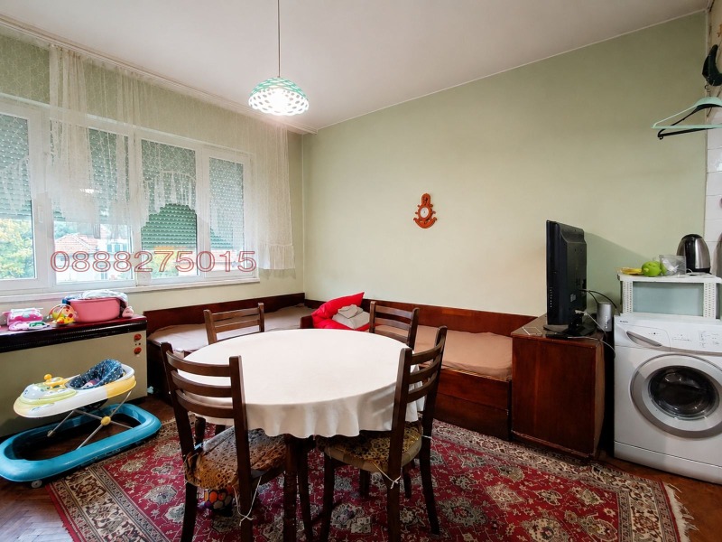 Продава МНОГОСТАЕН, град Велико Търново, Център • 135000 € / 264037.05 лв. • 28080131 1 — Holmes.bg Продава МНОГОСТАЕН, град Велико Търново, Център • 135000 € / 264037.05 лв. • 28080131 1