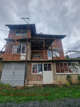 КЪЩА, 1 200 m2 - Holmes.bg КЪЩА, 1 200 m2