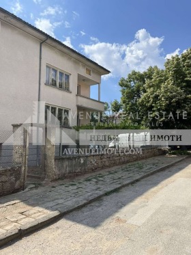 Продава Къща, гр. Хисаря