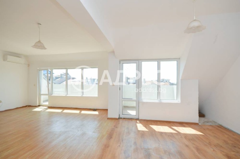 Продава 1-СТАЕН, град Бургас, Възраждане • 119000 € / 232743.77 лв. • 53173577 1 — Holmes.bg Продава 1-СТАЕН, град Бургас, Възраждане • 119000 € / 232743.77 лв. • 53173577 1