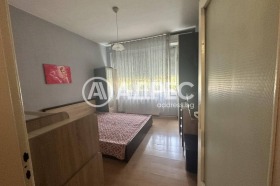 Продава 2-стаен, град София