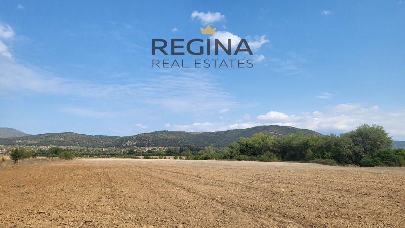 Продава ПАРЦЕЛ, област Пловдив, гр. Хисаря • 260365 € / 509229.68 лв. • 83038619 1 — Holmes.bg Продава ПАРЦЕЛ, област Пловдив, гр. Хисаря • 260365 € / 509229.68 лв. • 83038619 1