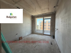 Обява Продава 3-СТАЕН,град Бургас, Хоризонт