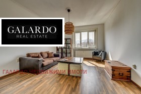 Обява Продава МНОГОСТАЕН,град София, Център