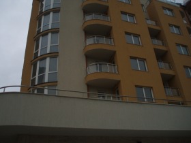 ГАРАЖ, ПАРКОМЯСТО, 13 m2 - Holmes.bg ГАРАЖ, ПАРКОМЯСТО, 13 m2