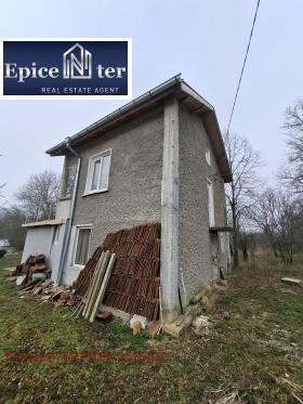 Обява Продава КЪЩА,с. Прибой, област Перник