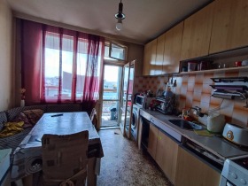 Продажба на многостайни апартаменти в град Бургас - изображение 5 