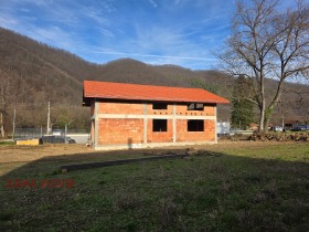 Обява Продава КЪЩА,с. Бели Осъм, област Ловеч