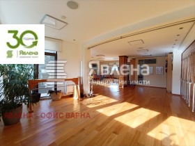 ОФИС, 177 m2 - Holmes.bg ОФИС, 177 m2