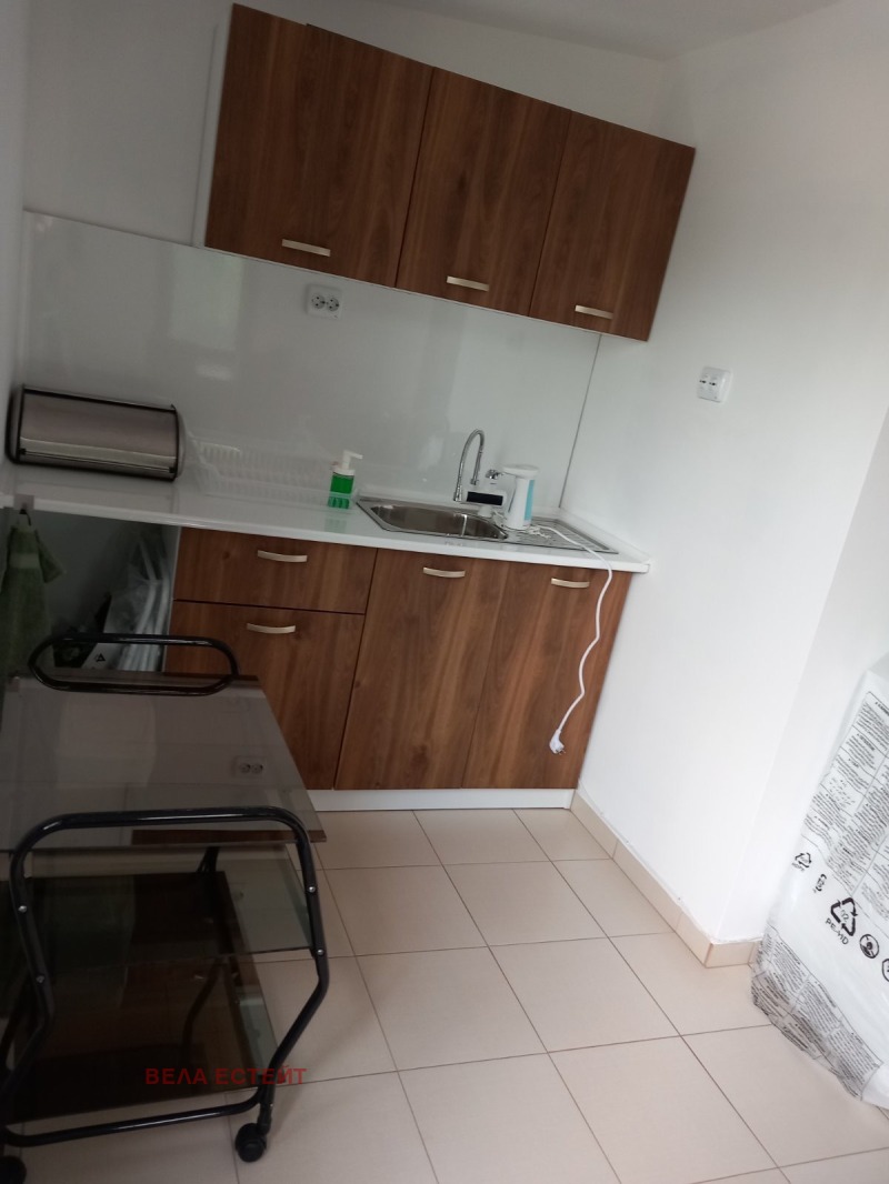 Продава ЕТАЖ ОТ КЪЩА, област Пазарджик, гр. Велинград • 61999 € • 75972833 1 — Holmes.bg Продава ЕТАЖ ОТ КЪЩА, област Пазарджик, гр. Велинград • 61999 € • 75972833 1