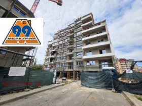 Продава 4-стаен, град София