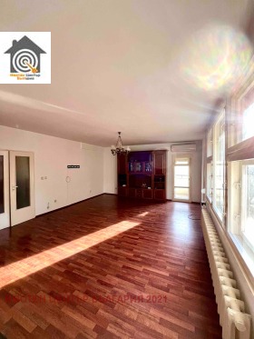 Обява Продава 4-СТАЕН,град София, Бъкстон