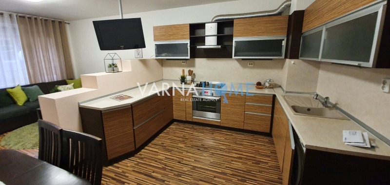 Продава 3-СТАЕН, град Варна, Цветен квартал • 198000 € / 387254.34 лв. • 22840161 1 — Holmes.bg Продава 3-СТАЕН, град Варна, Цветен квартал • 198000 € / 387254.34 лв. • 22840161 1