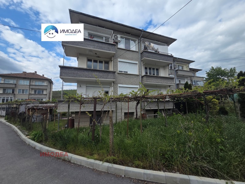 Продава ЕТАЖ ОТ КЪЩА, област Габрово, гр. Дряново • 70000 € / 136908.10 лв. • 61795367 1 — Holmes.bg Продава ЕТАЖ ОТ КЪЩА, област Габрово, гр. Дряново • 70000 € / 136908.10 лв. • 61795367 1