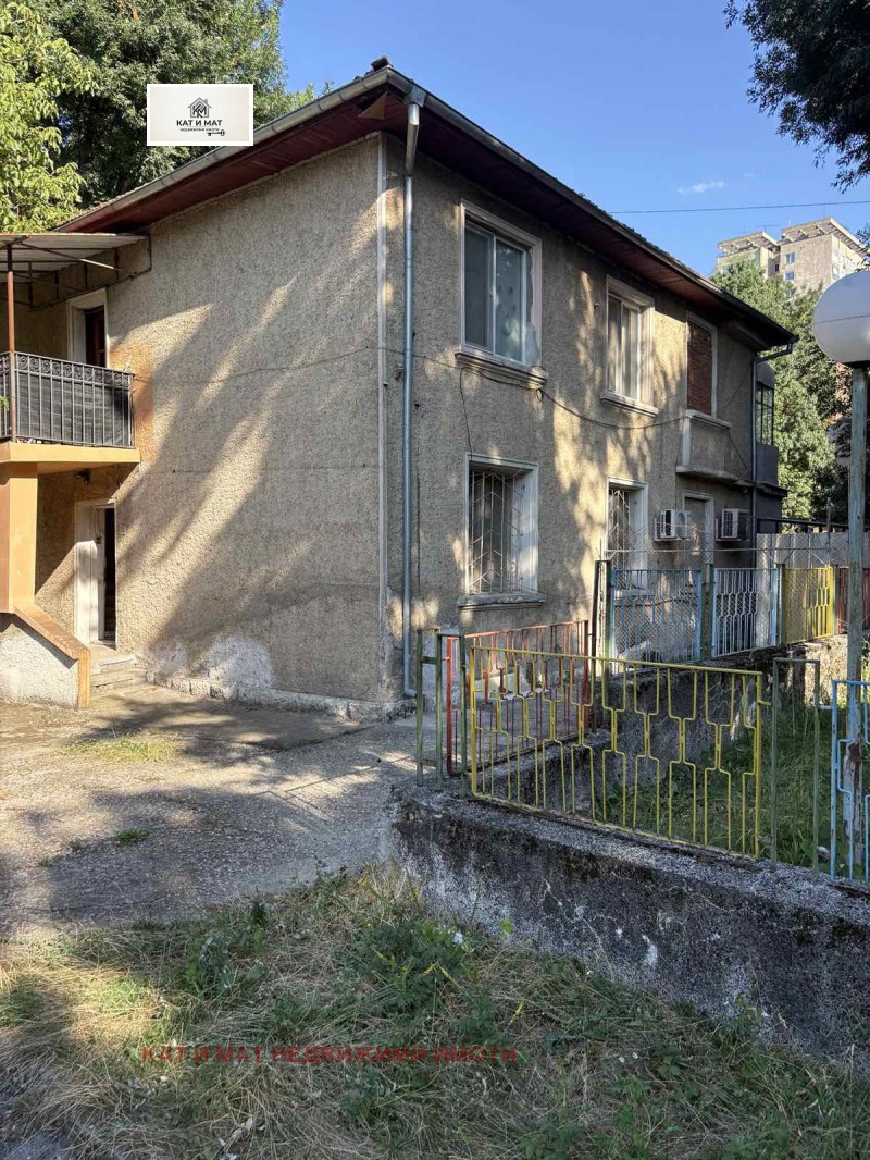 Продава ЕТАЖ ОТ КЪЩА, град Русе, Здравец • 115000 € • 26744325 1 — Holmes.bg Продава ЕТАЖ ОТ КЪЩА, град Русе, Здравец • 115000 € • 26744325 1