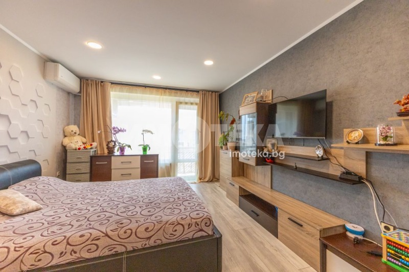 Продава 3-СТАЕН, град Варна, Възраждане 4 • 180000 € / 352049.40 лв. • 93033787 1 — Holmes.bg Продава 3-СТАЕН, град Варна, Възраждане 4 • 180000 € / 352049.40 лв. • 93033787 1