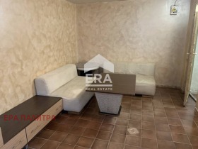 Обява Продава МАГАЗИН,град Бургас, Център