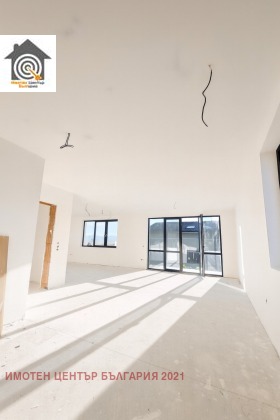 Обява Продава КЪЩА,с. Пожарево, област София