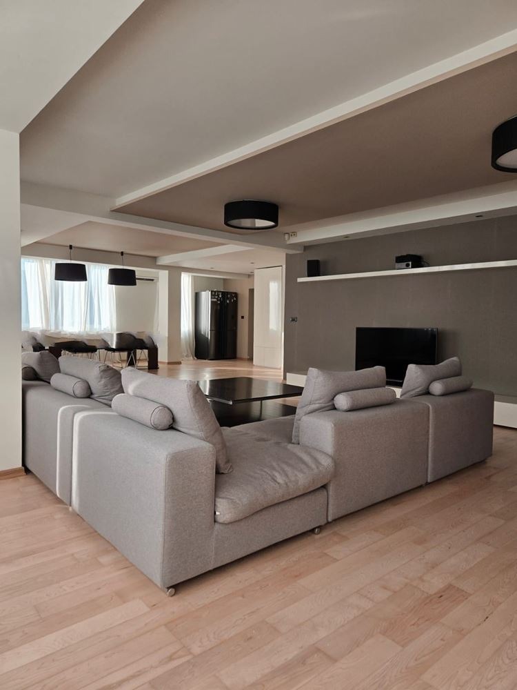 Продава 4-СТАЕН, град София, Стрелбище • 850000 € / 1662455.50 лв. • 24102781 1 — Holmes.bg Продава 4-СТАЕН, град София, Стрелбище • 850000 € / 1662455.50 лв. • 24102781 1