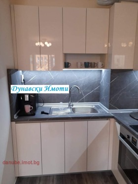 Обява Продава 2-СТАЕН,град Русе, Родина 1