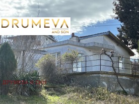 Обява Продава КЪЩА,град Варна, м-т Боровец - север