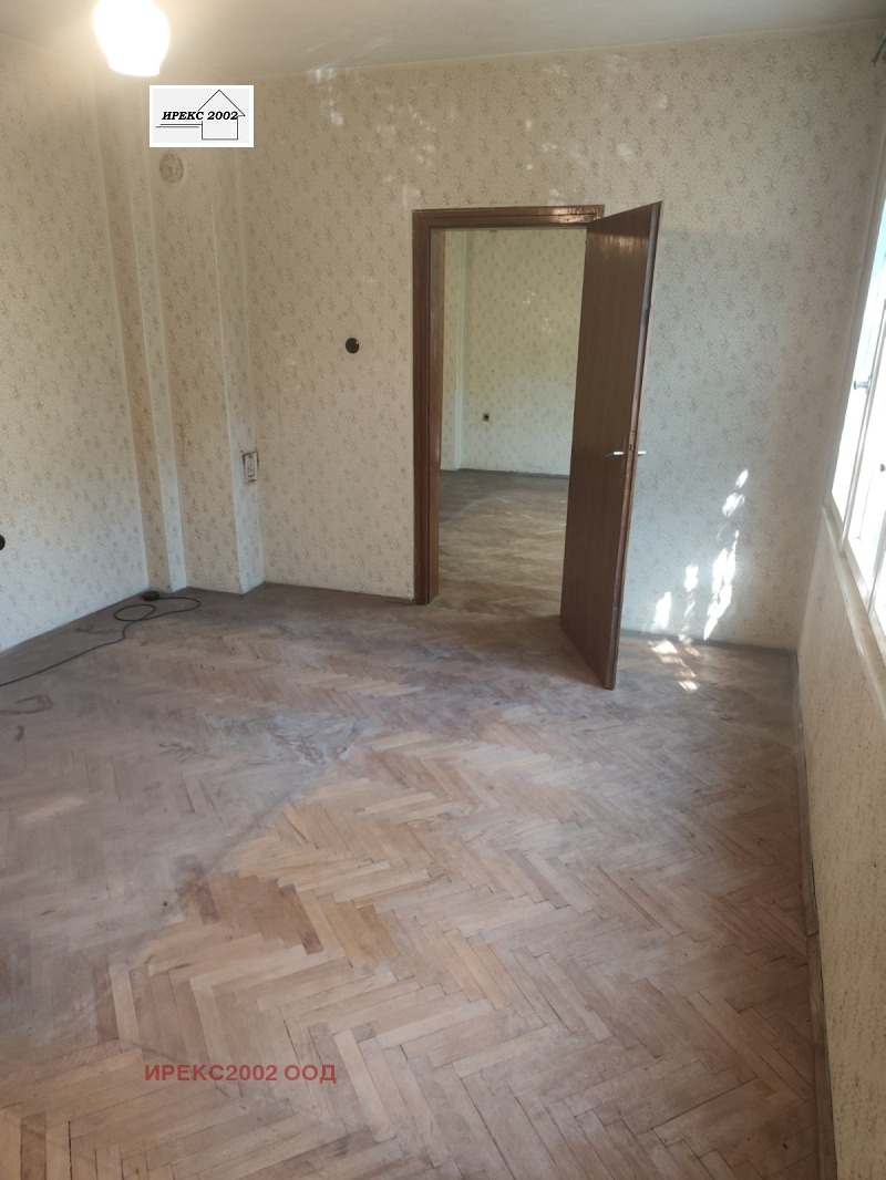 Продава 3-СТАЕН, град София, Банишора • 255000 € • 43872803 1 — Holmes.bg Продава 3-СТАЕН, град София, Банишора • 255000 € • 43872803 1