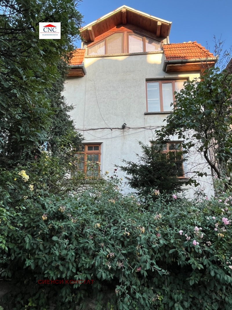 Продава КЪЩА, град София, Яворов • 489000 € • 19682205 1 — Holmes.bg Продава КЪЩА, град София, Яворов • 489000 € • 19682205 1