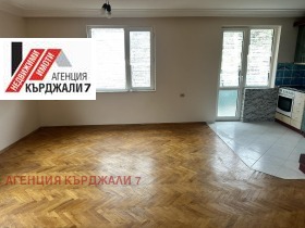 Снимка Продава МНОГОСТАЕН