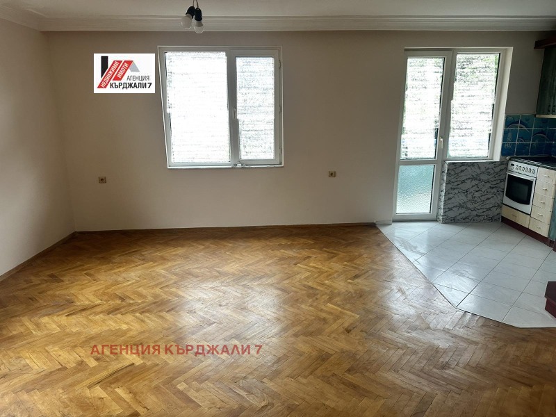 Продава МНОГОСТАЕН, град Кърджали, Център • 132600 € • 73475707 1 — Holmes.bg Продава МНОГОСТАЕН, град Кърджали, Център • 132600 € • 73475707 1