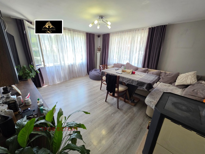 Продава 4-СТАЕН, област Пазарджик, гр. Велинград • 119950 € / 234601.81 лв. • 47705356 1 — Holmes.bg Продава 4-СТАЕН, област Пазарджик, гр. Велинград • 119950 € / 234601.81 лв. • 47705356 1