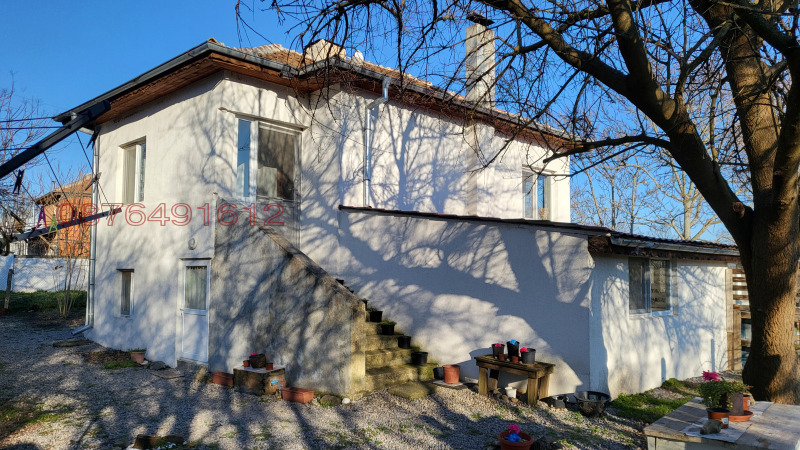 Продава КЪЩА, област Ямбол, гр. Елхово • 65000 € / 127128.95 лв. • 49048372 1 — Holmes.bg Продава КЪЩА, област Ямбол, гр. Елхово • 65000 € / 127128.95 лв. • 49048372 1