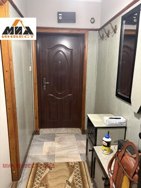 Обява Продава 2-СТАЕН,град Враца, Река Лева