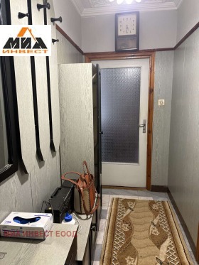 Обява Продава 2-СТАЕН,град Враца, Река Лева