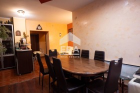 4-СТАЕН, 202 m2 - Holmes.bg 4-СТАЕН, 202 m2