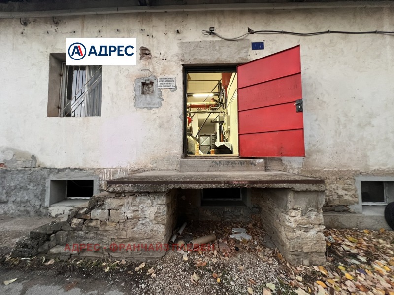 Продава ПРОМ. ПОМЕЩЕНИЕ, град Ловеч, Младост • 120000 лв. / 61355.03 € • 98073207 1 — Holmes.bg Продава ПРОМ. ПОМЕЩЕНИЕ, град Ловеч, Младост • 120000 лв. / 61355.03 € • 98073207 1