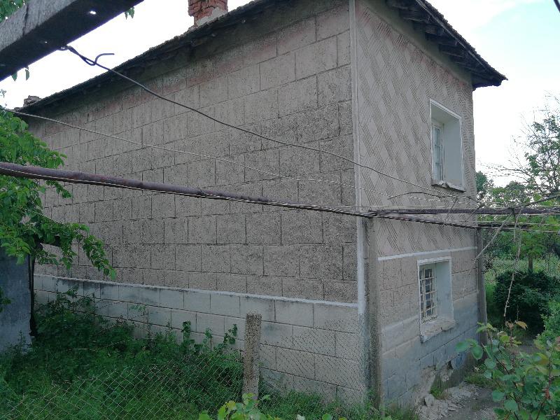 Продава  Къща област Хасково , с. Светлина (Тополовград) , 2600 кв.м | 87018302