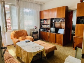 Продажба на двустайни апартаменти в град Разград - изображение 16 